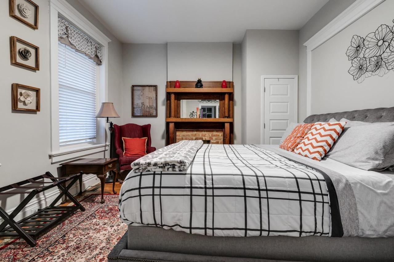 E1 Centrally Located In Carytown Fully Fenced Richmond Bagian luar foto