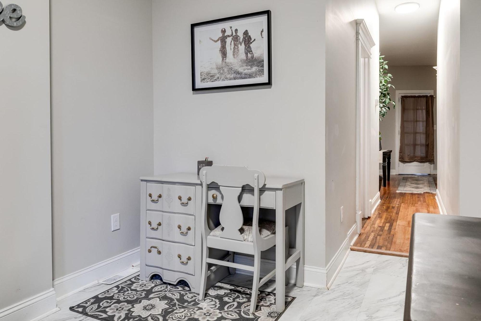 E1 Centrally Located In Carytown Fully Fenced Richmond Bagian luar foto